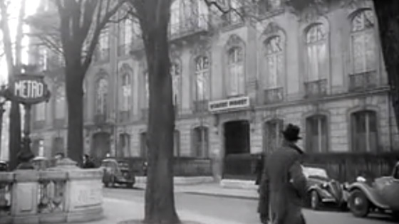 Boutique Robert Piguet, rond Point des Champs Elysees